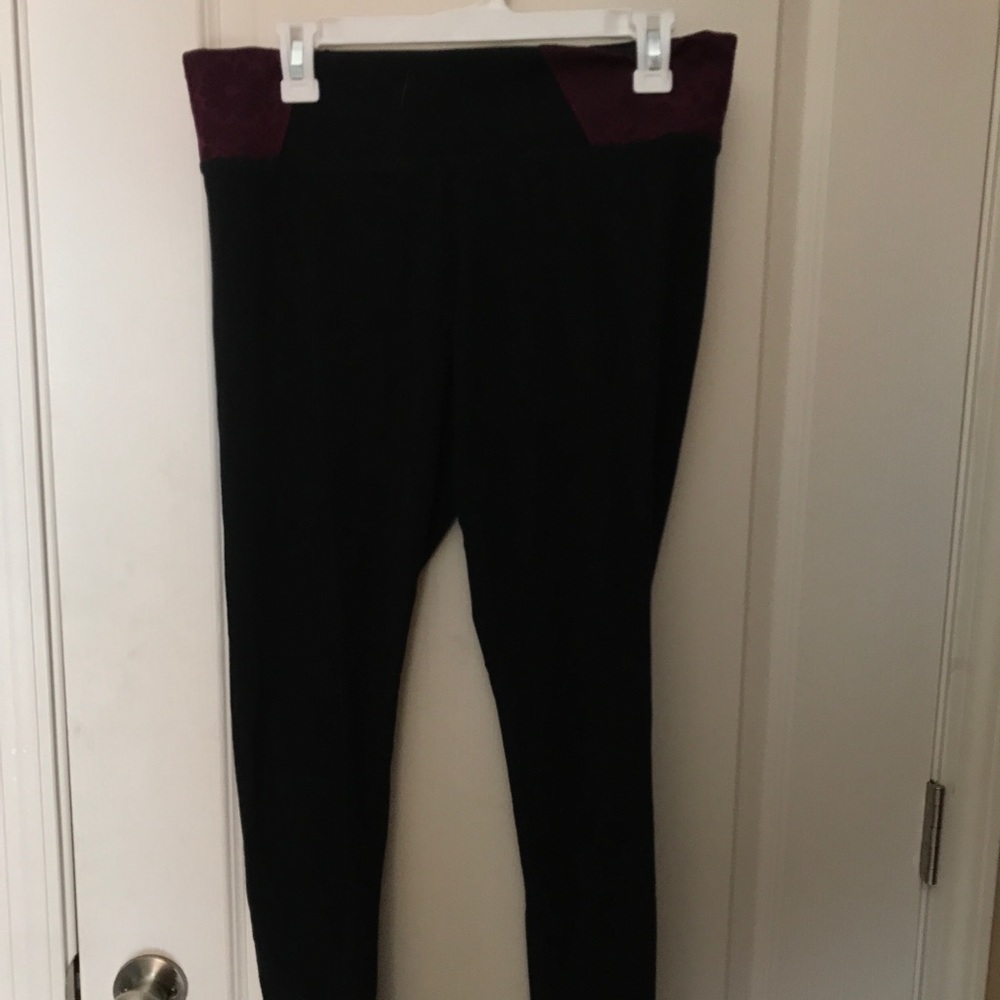 VS Pink leggings